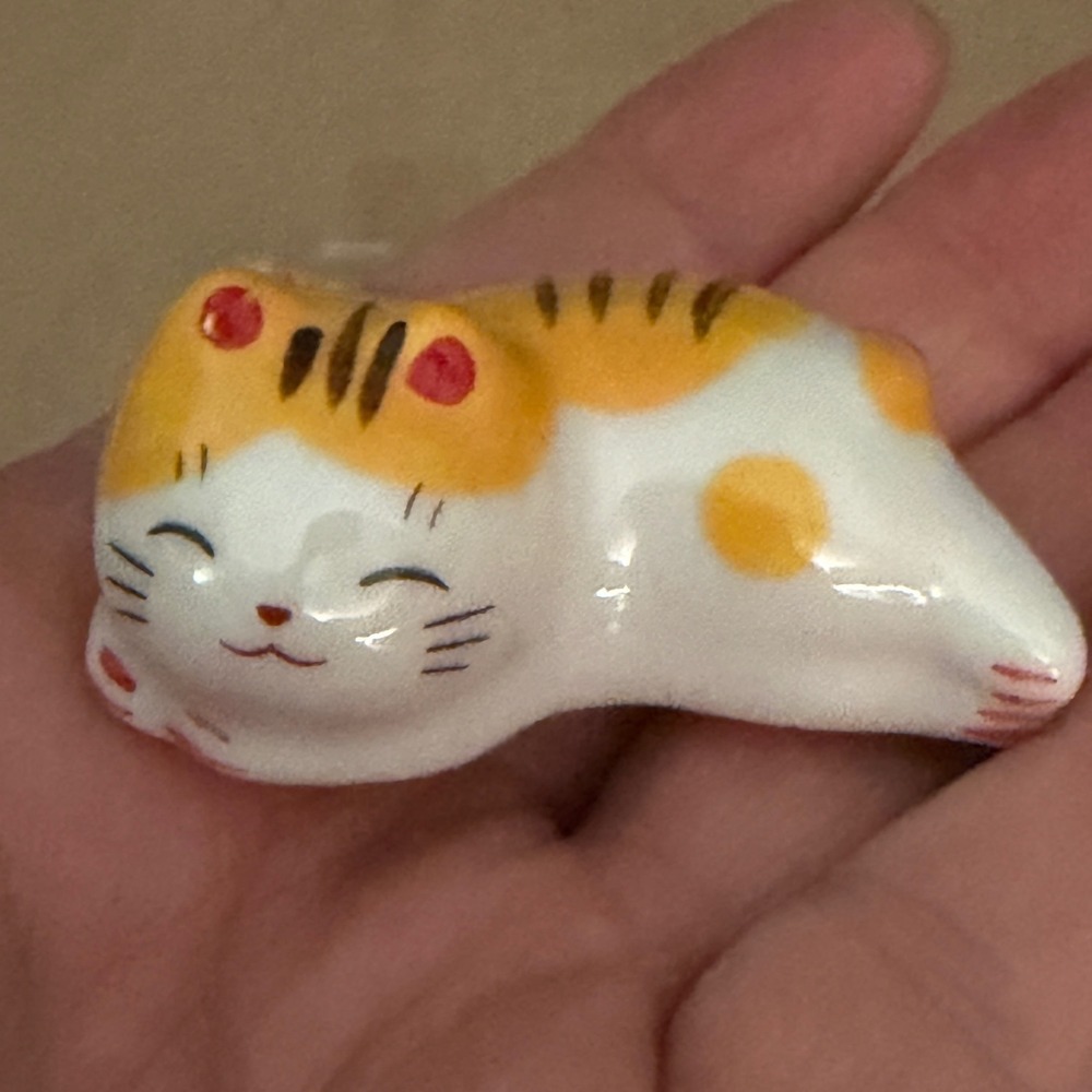 Lucky Cat‎ Chopstick Holder Rest Ceramic Orange White